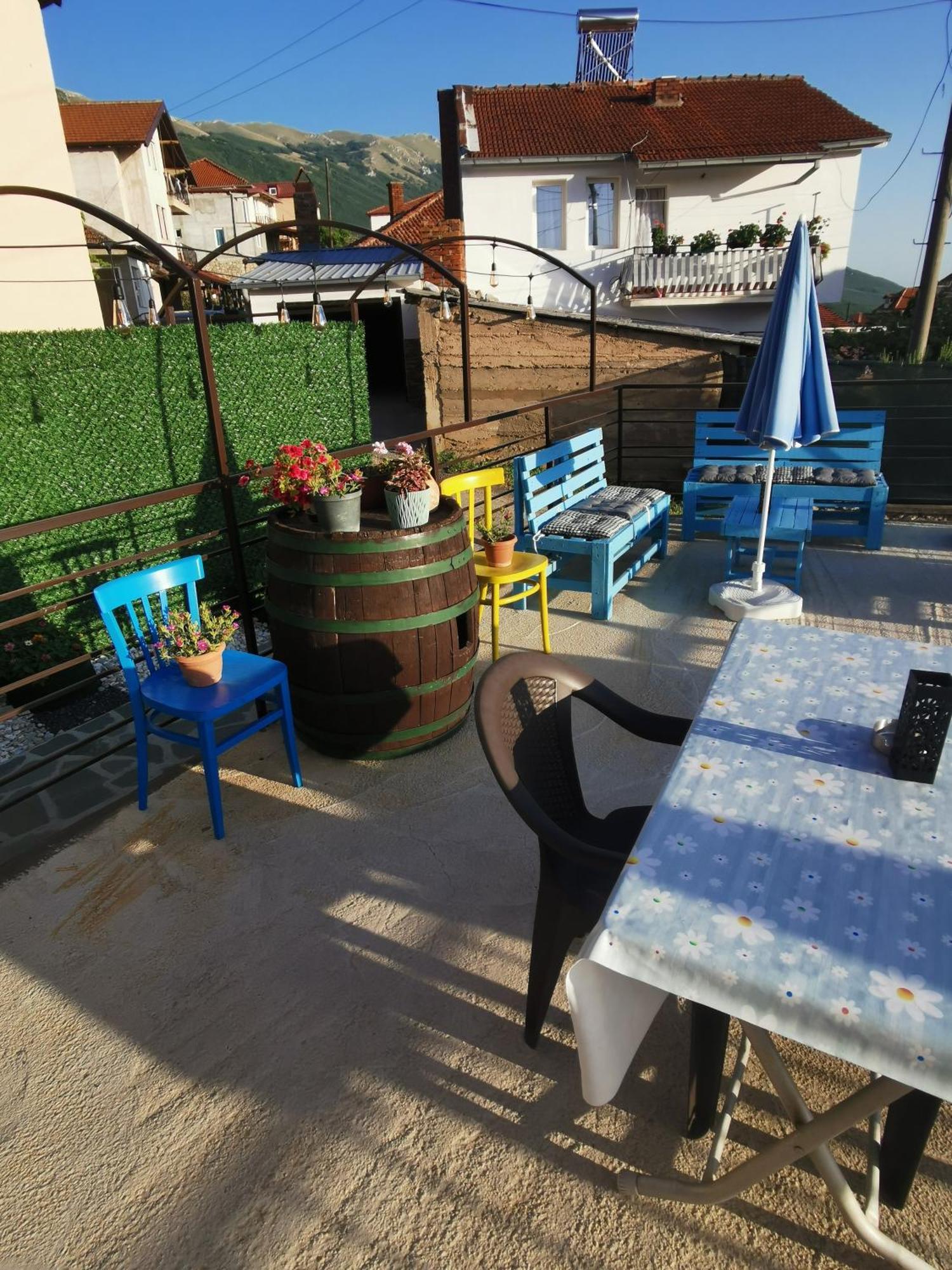 Gopo Guesthouse Elshani Exterior photo
