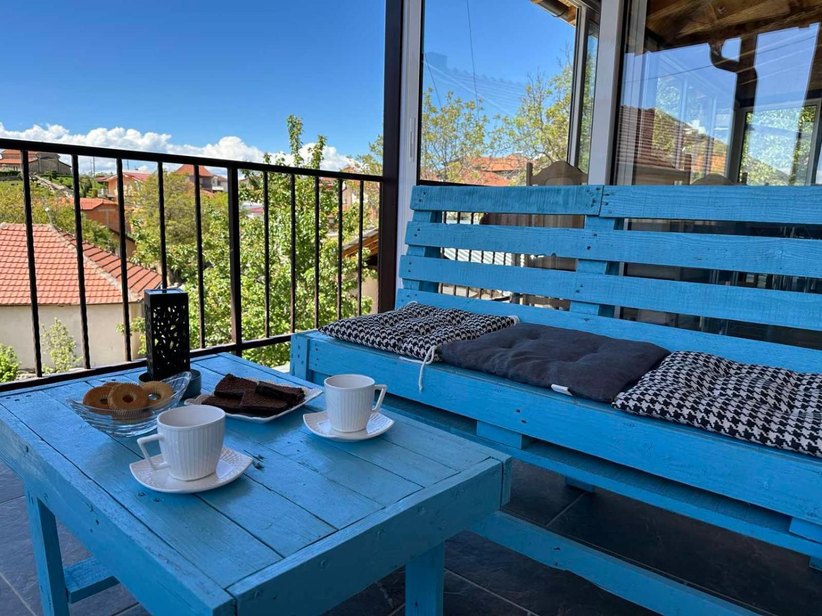 Gopo Guesthouse Elshani Exterior photo